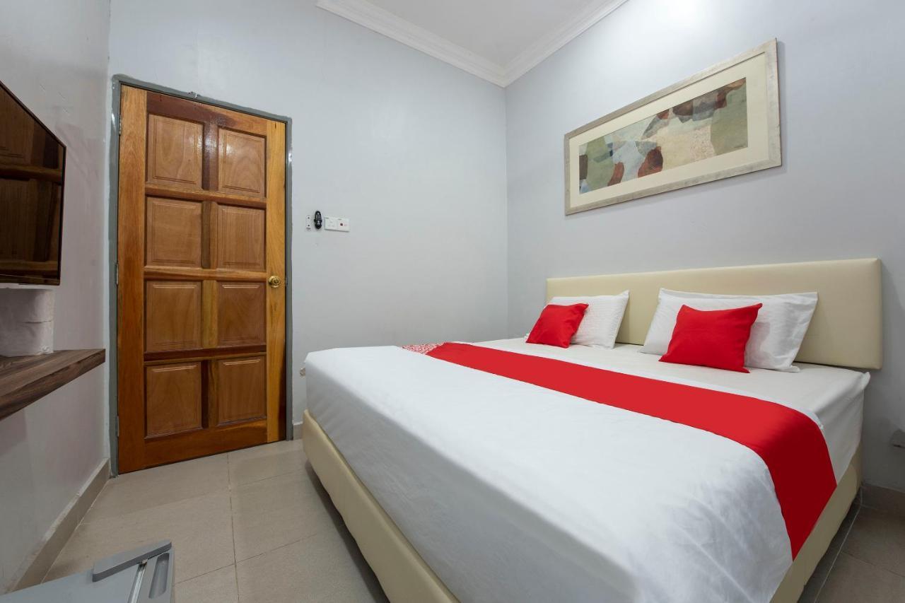Oyo 90234 Sungai Rengit City Resort 2 Kampung Sungai Rengit Экстерьер фото