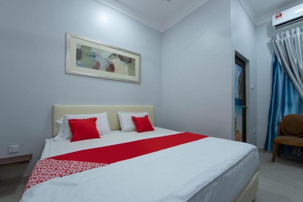 Oyo 90234 Sungai Rengit City Resort 2 Kampung Sungai Rengit Экстерьер фото