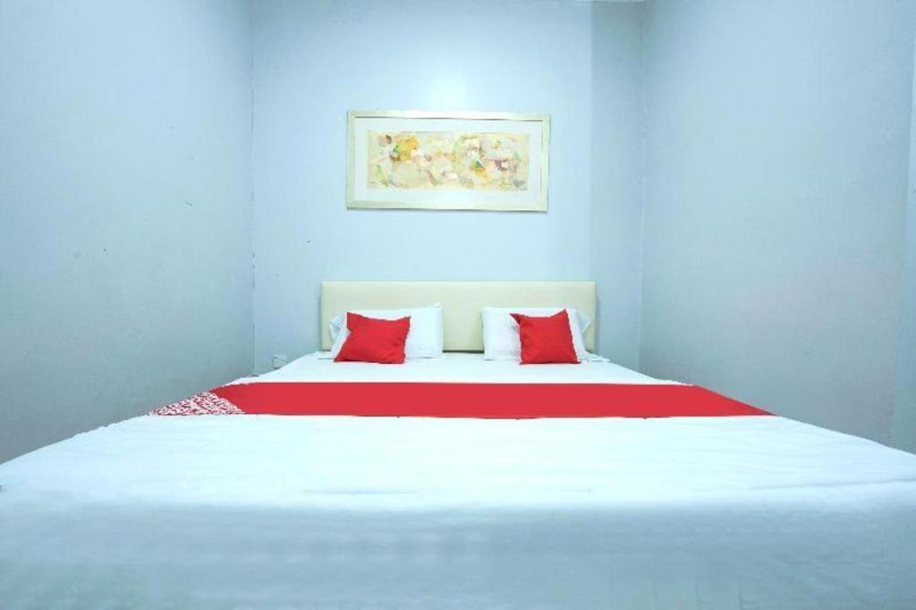 Oyo 90234 Sungai Rengit City Resort 2 Kampung Sungai Rengit Экстерьер фото