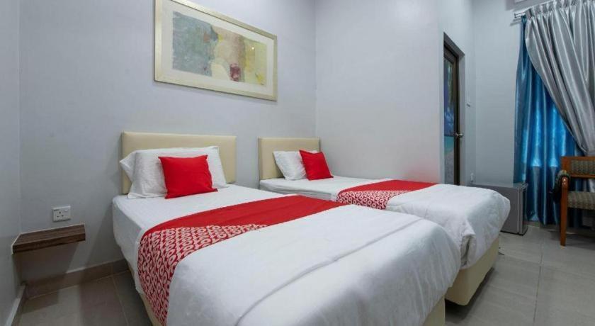 Oyo 90234 Sungai Rengit City Resort 2 Kampung Sungai Rengit Экстерьер фото