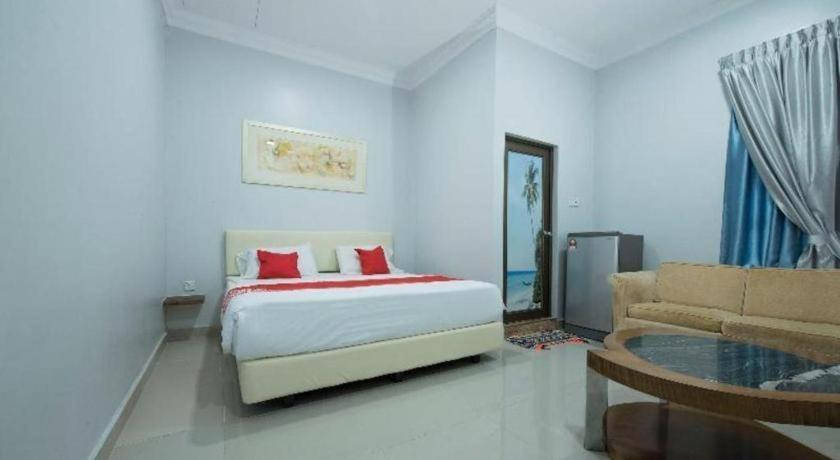 Oyo 90234 Sungai Rengit City Resort 2 Kampung Sungai Rengit Экстерьер фото
