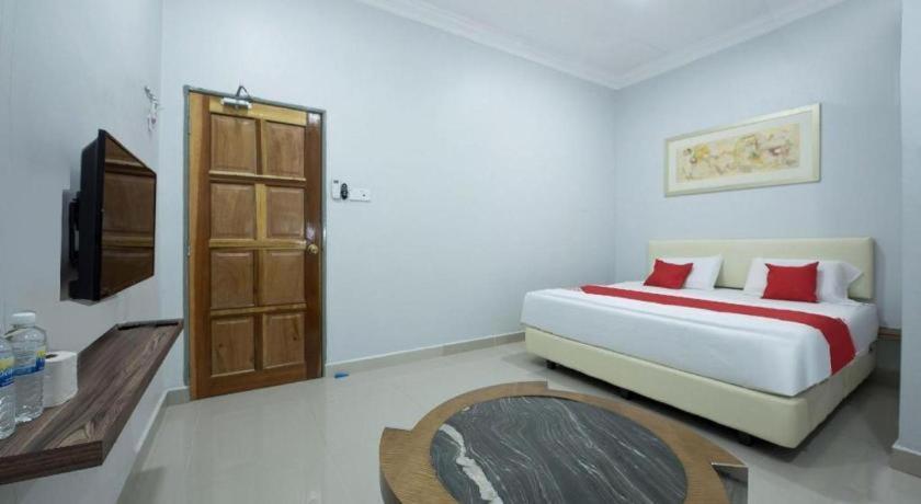 Oyo 90234 Sungai Rengit City Resort 2 Kampung Sungai Rengit Экстерьер фото